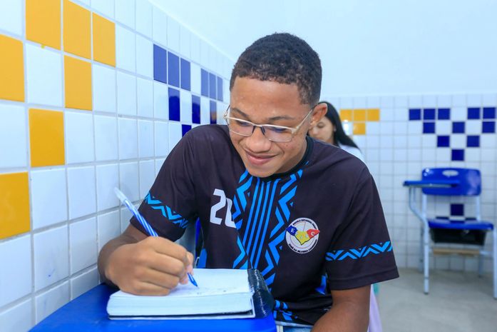 AL é o único estado onde alunos negros têm média de aprendizagem em Matemática superior a brancos, aponta estudo