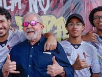 Lula se encontra com jovens em SP