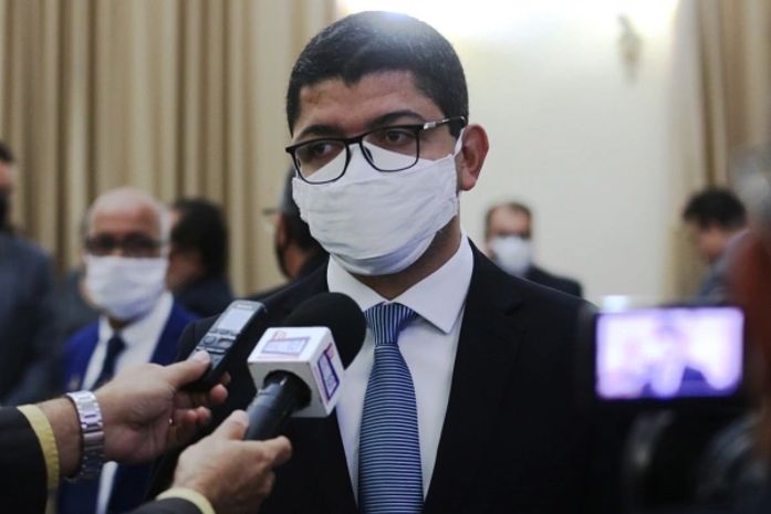 Governo convocará aprovados nos novos concursos ainda nesta gestão, afirma secretário