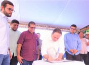 Prefeito Luciano Marbosa autoriza pavimentação de 55 ruas nos bairros Planalto, Massaranduba e Bonsucesso