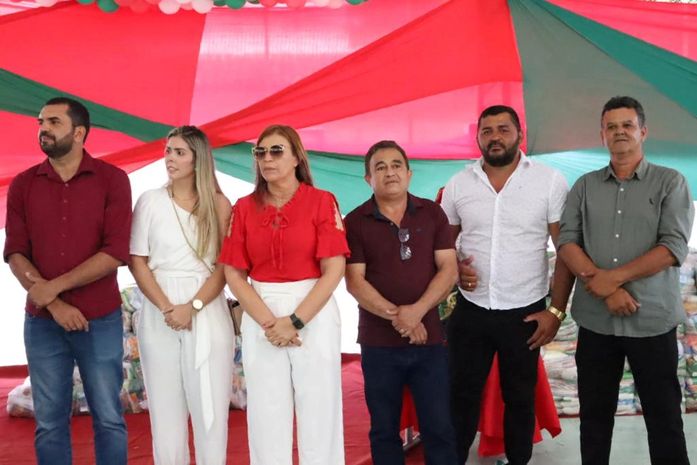 Câmara de Santana do Mundaú participa de show de prêmios e programação de encerramento do Natal