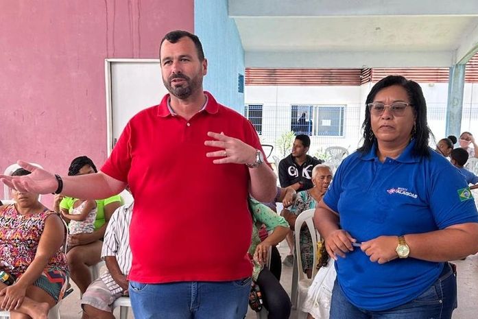 Vereador Fernando Hollanda participa de mutirão da saúde no Santa Maria