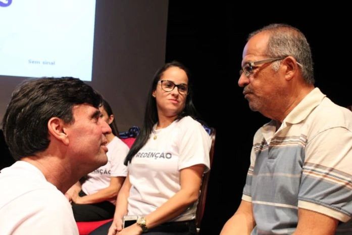 Paciente Antonio Santana agradece ao Prefeito Március Beltrão por ser assistido no Programa Redenção