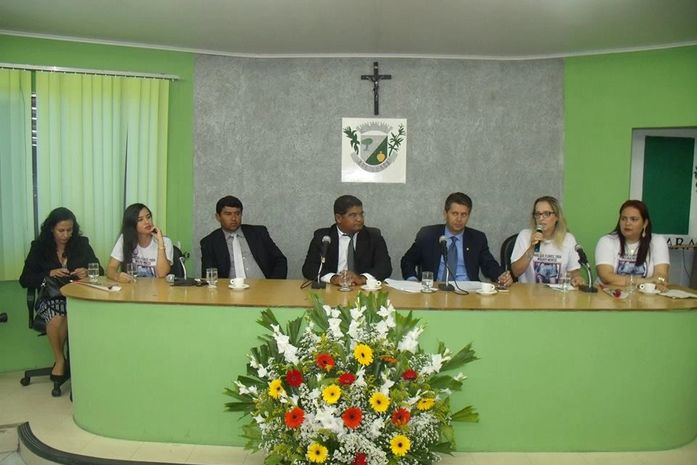 Legislativo de Arapiraca realizou sessão para discutir a violência contra a mulher