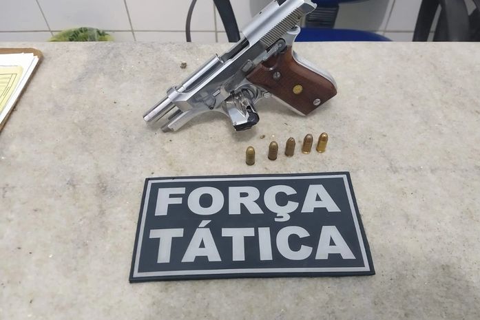 5ª cia independente apreende pistola e munições em Marechal Deodoro