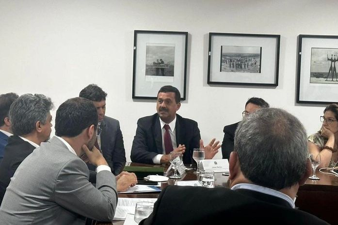 Marlan Ferreira se reúne com ministro Alexandre Padilha e pede maior interação do governo federal com os consórcios públicos