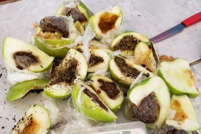 Maconha estava escondida no interior das maçãs