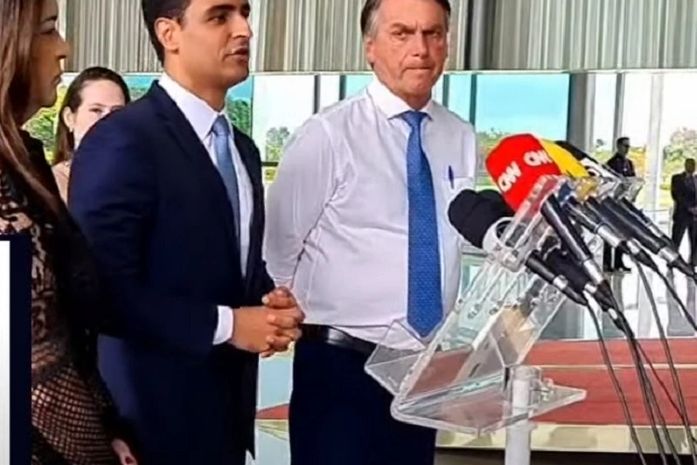 JHC, o bolsonarista indeciso