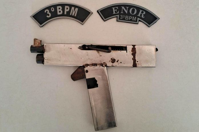 Adolescente é apreendido com arma artesanal pela PM em Arapiraca