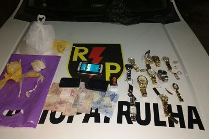 Material apreendido por equipe da Radiopatrulha