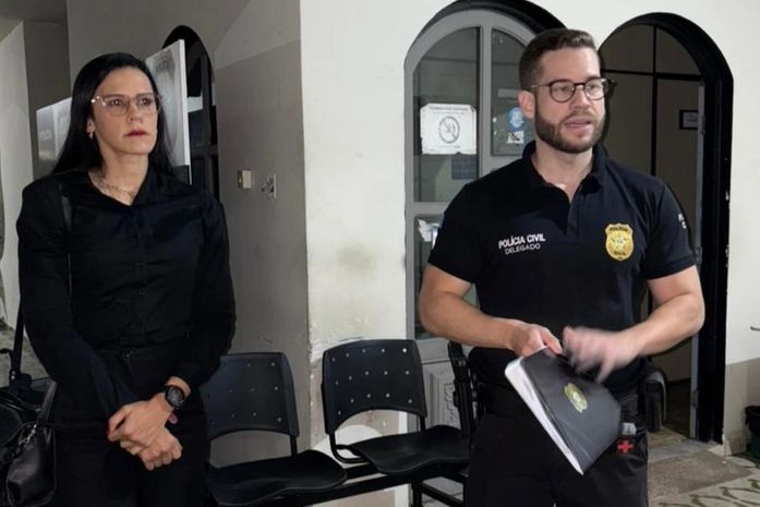 Suspeito de pedofilia tenta destruir celular em balde com água durante operação em Arapiraca