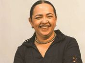 “A moda é minha missão de vida”: conheça a história da estilista Florise Guimarães, destaque em Alagoas
