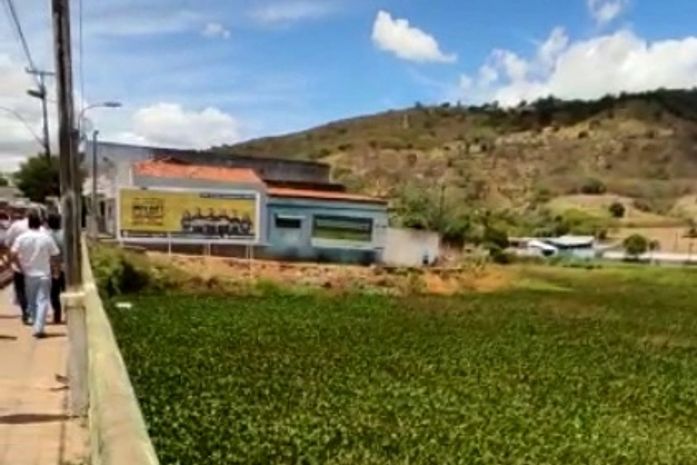 Vereadores de Palmeira inspecionam obras paralisadas e cobram ações do prefeito Júlio Cezar