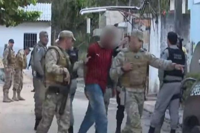 Homem é preso acusado de manter bebê de dois meses e esposa em cárcere privado