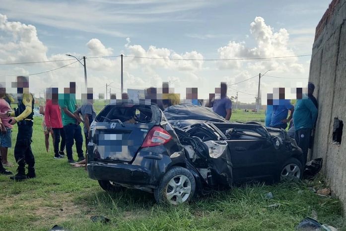 Adolescente de 16 anos pega carro escondido e morre após capotamento e colisão em Rio Largo