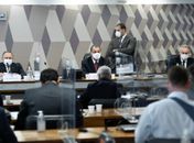 Pazuello passa mal e depoimento na CPI da Covid é suspenso até amanhã