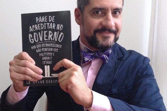 Garschagen fala sobre obra lançada recentemente