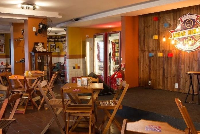 Agosto Lilás: associação cria 'chopp rosa' para arrecadar fundos em Maceió