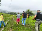Homem que matou vítima com golpes de enxada na cabeça para vingar morte do irmão é preso