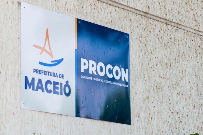 Procon Maceió notifica Netflix por cobrança adicional