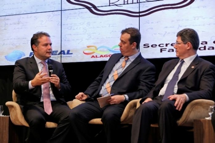 Nomes de peso da economia nacional destacam eficiência do ajuste fiscal alagoano