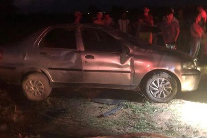 Homem morre, e mulher fica ferida após capotamento de veículo na zona rural de Craíbas