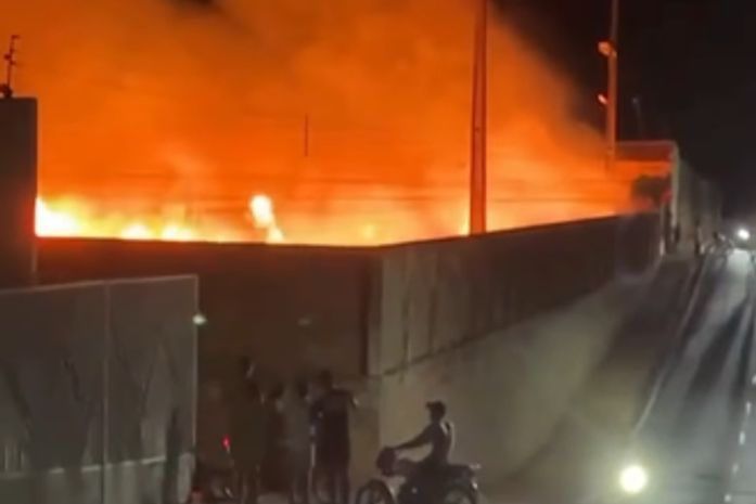 Incêndio atinge clube BNB em Batalha; Bombeiros atuam no combate às chamas