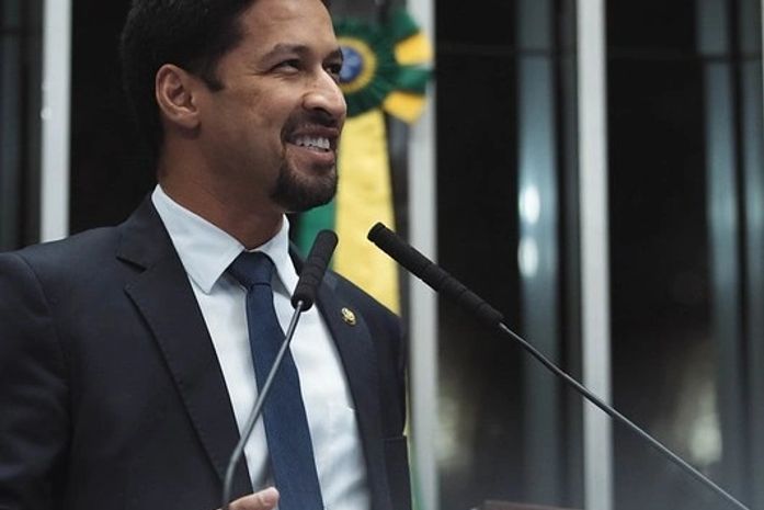 Prêmio Congresso em Foco elege Rodrigo Cunha como melhor parlamentar de Alagoas