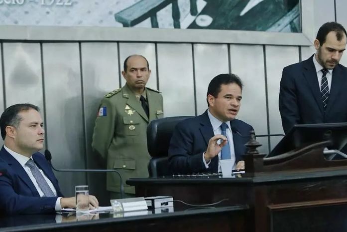 Renan Filho e Marcelo Victor discutem sobre 2022