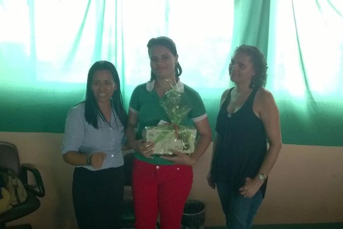 Aluna da Escola Imaculada Conceição de São Miguel dos Campos vence a etapa municipal do “Caldeirão das Letras”