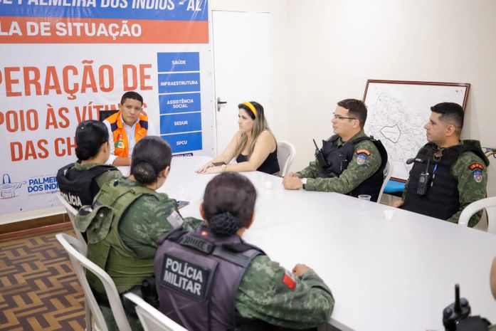 Prefeitura de Palmeira e Batalhão Ambiental se reúnem para discutir remanejamento de jacarés