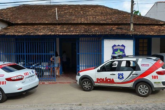 Polícia prende quadrilha suspeita de tráfico de drogas em Marechal Deodoro