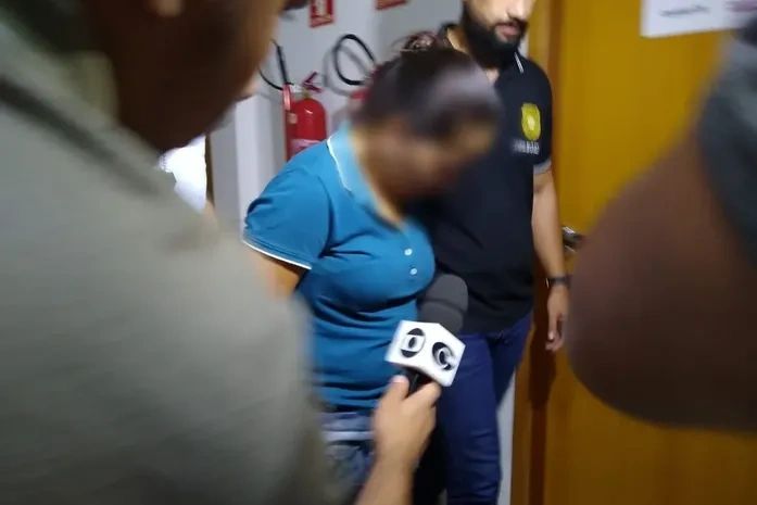 Madrasta acusada de jogar enteado de 6 anos do 4º andar vai a júri nesta quarta (25), em Maceió
