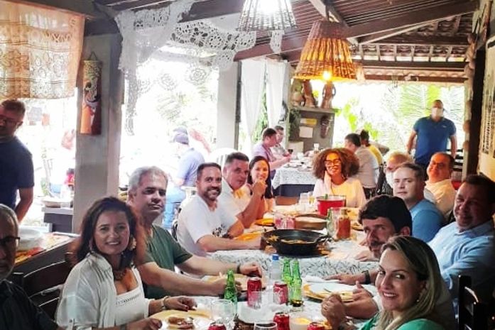 É bom saber, que ao menos, uma reivindicação do 20 de novembro, dessa ativista foi ouvida, por Vossa Excelência,Renan Filho.Obrigada. E boa sorte!