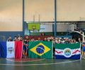 Estudantes de escolas municipais participam da etapa basquete do Vivenciando o Esporte