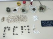 Polícia Civil apreende drogas e causa prejuízo de R$ 5 mil ao tráfico no Sertão de AL