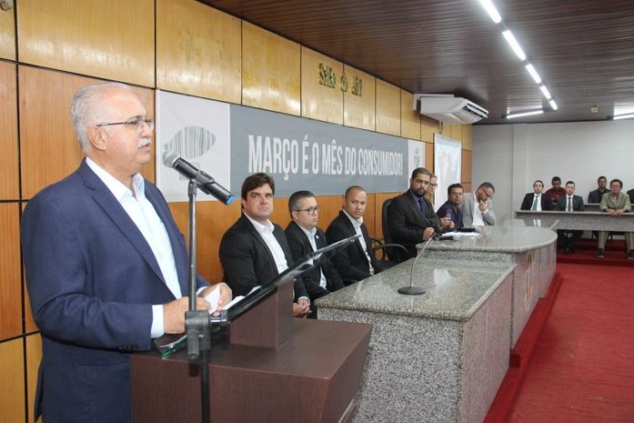 Prefeitura de Arapiraca promove debate sobre preços de combustíveis em audiência pública