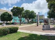 Entre praças, monumentos e novos equipamentos urbanos, Jaraguá preserva memórias enquanto passa por transformações