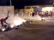 Moradores do Feitosa bloqueiam avenida em protesto contra ação da polícia