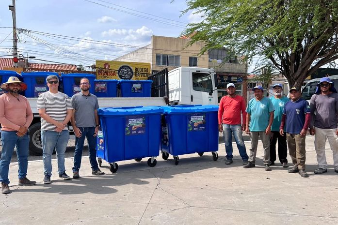 Prefeitura de Delmiro Gouveia instala 50 containers para descarte de lixo