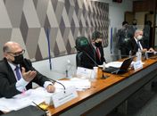 CPI: atraso na 2ª dose não invalida esquema vacinal, diz Dimas Covas