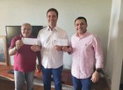 Zé Gouveia, Adelminho Calheiros e Wellington Gouveia, num momento de filiação no MDB presidido em Alagoas pelo  senador Renan Calheiros