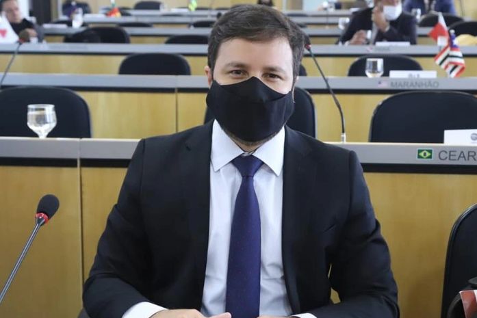 Presidente Nivaldo Barbosa agradece ao deputado Inácio Loiola por projetos que beneficiarão à advocacia