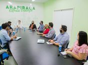 LUCIANO ENTREGA À CAIXA PROJETO DE REVITALIZAÇÃO DO LAGO DA PERUCABA