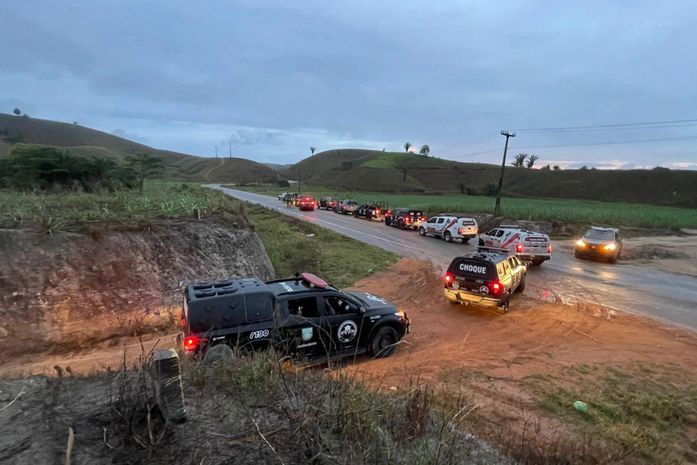 Operação Retomada prende quatro suspeitos de duplo homicídio e apreende armas em Matriz de Camaragibe