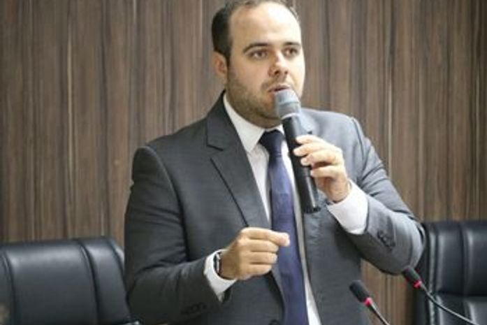 O advogado Arthur Toledo