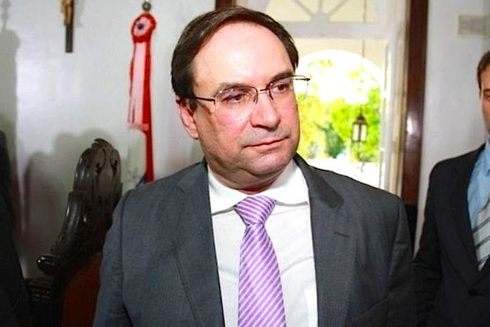 Entrada de Luciano Barbosa na eleição municipal em Arapiraca provoca "racha" no MDB