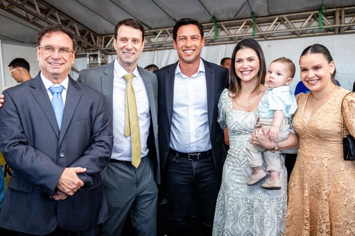 Cunha marca presença nos festejos dos 101 anos de emancipação de Arapiraca