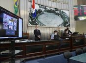 Deputados utilizaram máscaras de proteção na ALE