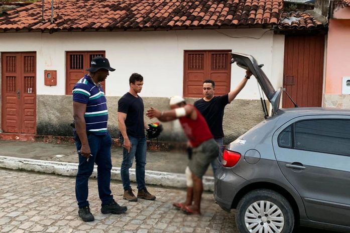 Ação policial localiza e prende assaltantes em menos de cinco horas após o roubo